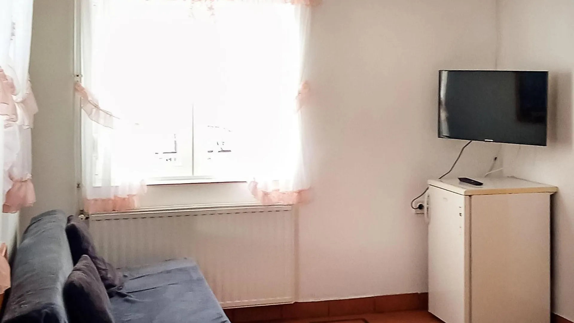 Сasa de vacaciones Cozy Home In Homer-Lokve With Wifi